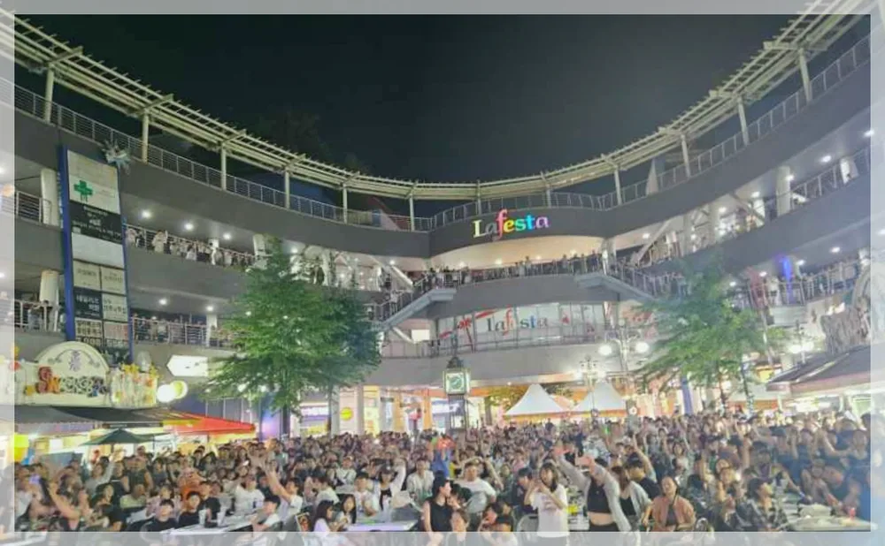 고양 푸드앤비어페스티벌 공식 API 제공 축제 사진을 포스트 톤에 맞춰 보정한 이미지