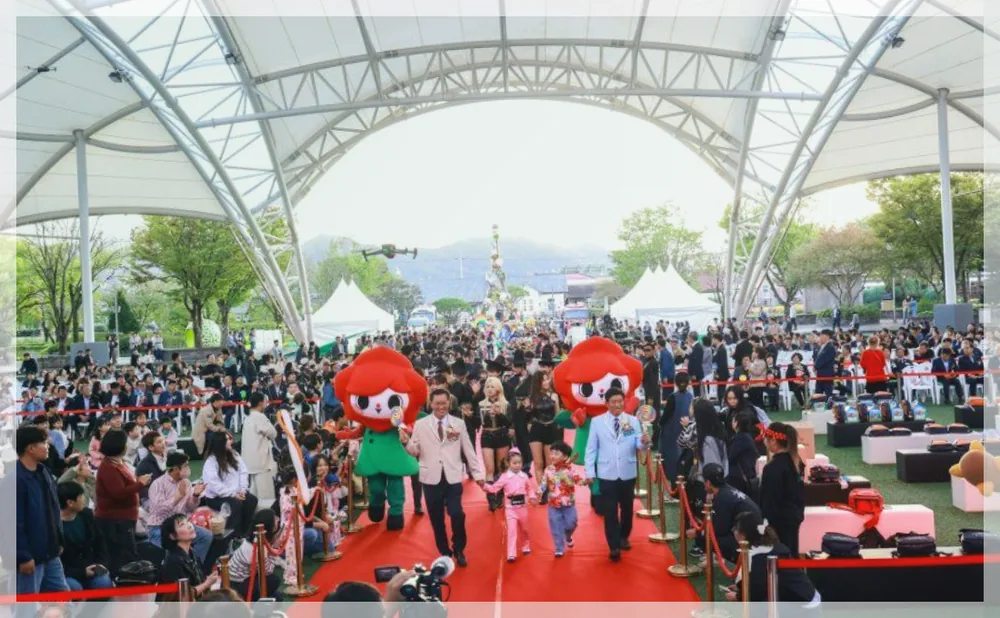 곡성심청어린이대축제 공식 API 제공 축제 사진을 포스트 톤에 맞춰 보정한 이미지