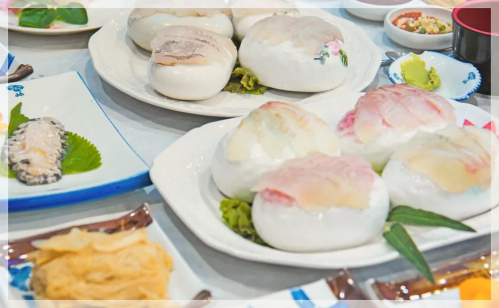 민락동 횟집거리 관광사진을 포스트 톤에 맞춰 보정한 이미지
