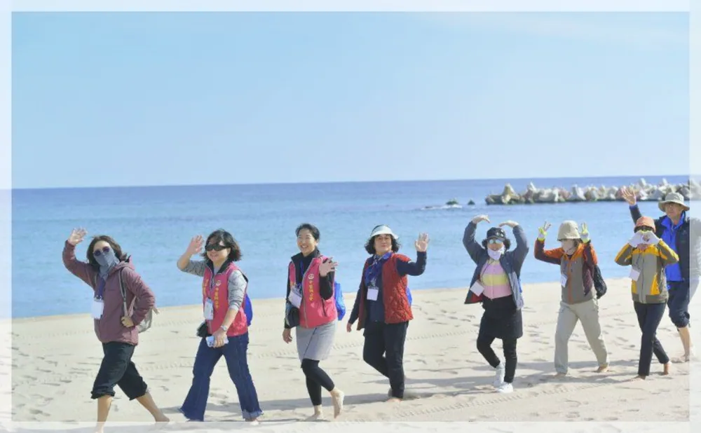 영덕 웰니스페스타 공식 API 제공 축제 사진을 포스트 톤에 맞춰 보정한 이미지